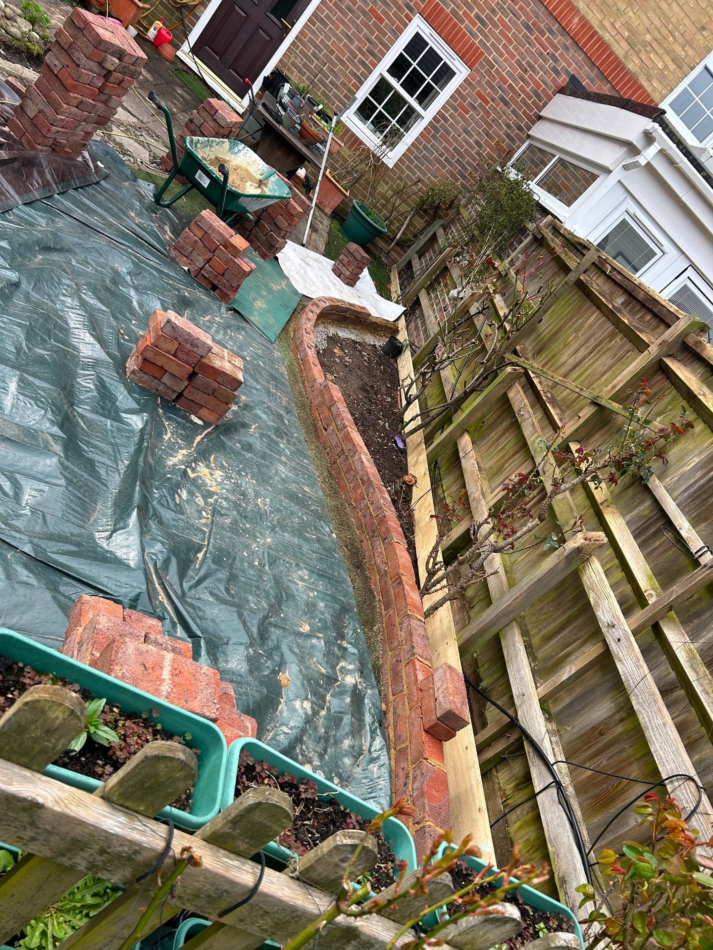 Raised bed — brick